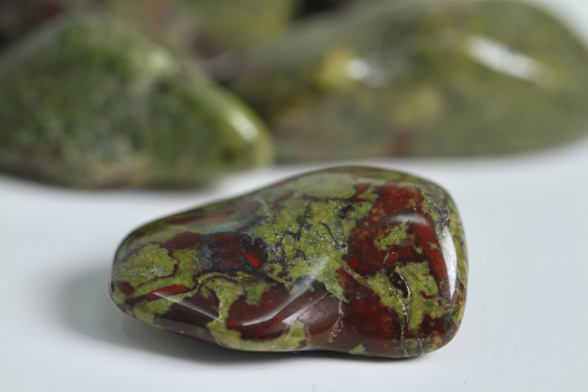 Dragon's Blood Jasper (Dragon Stone) - Tumbled – Green Spirit